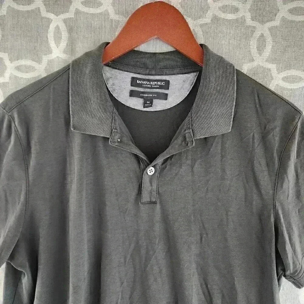 Banana Republic Luxury Touch Standard Fit Dark Olive Polo Shirt Men's M - Picture 4 of 8